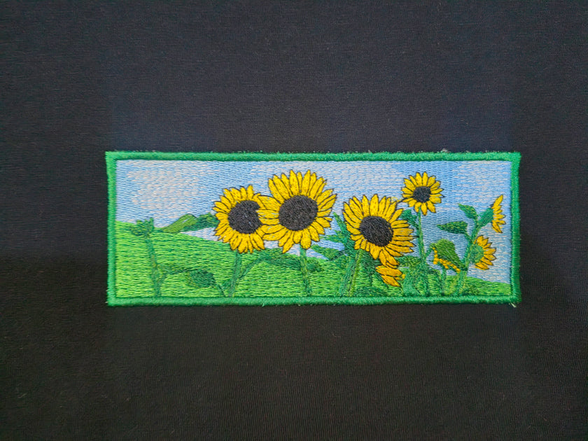 Custi Embroidered Sun Flowers T-shirt
